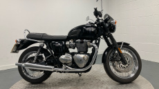 Triumph Bonneville T120 Jet Black